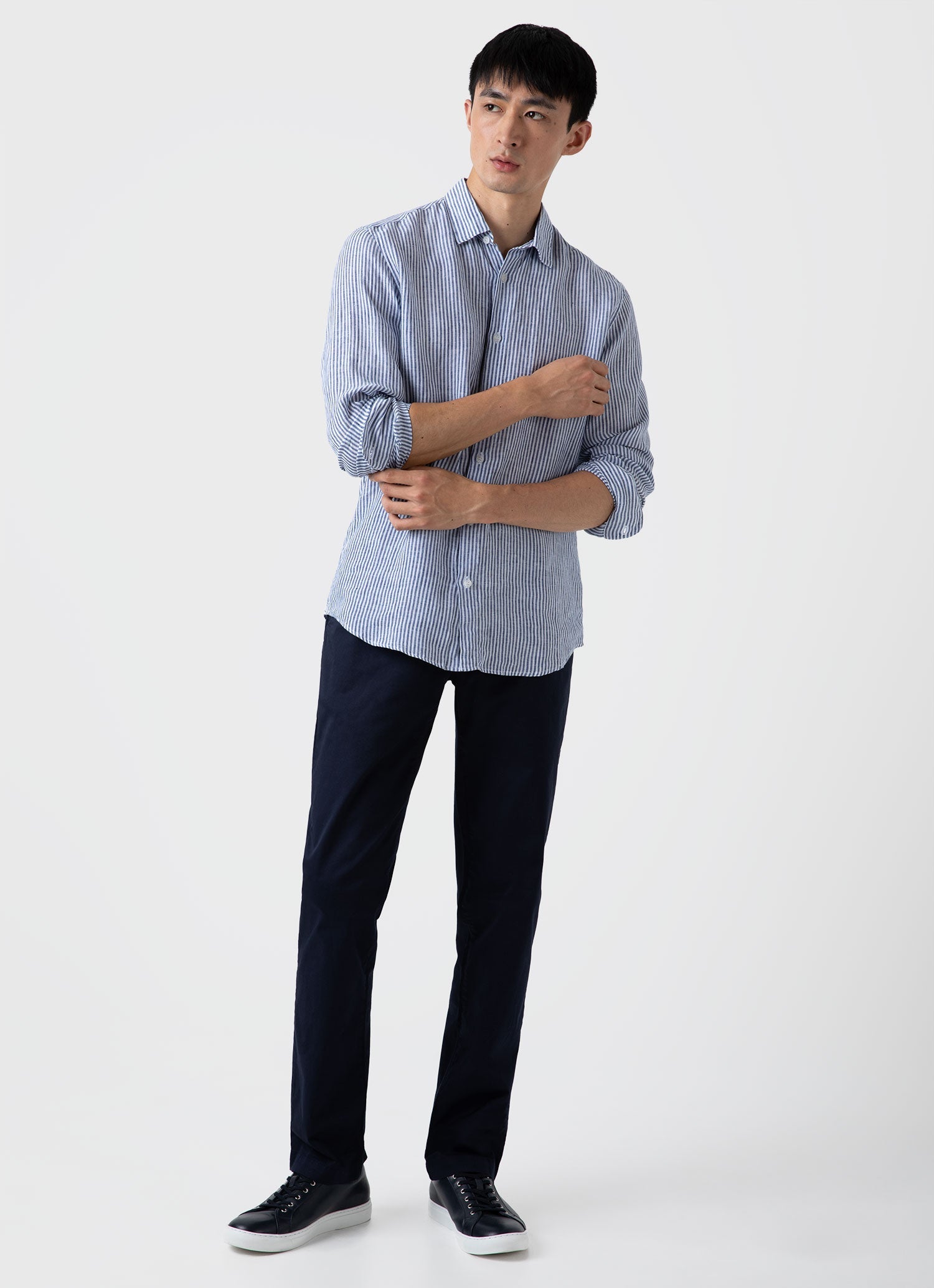 Men's Linen Shirt in Navy/White