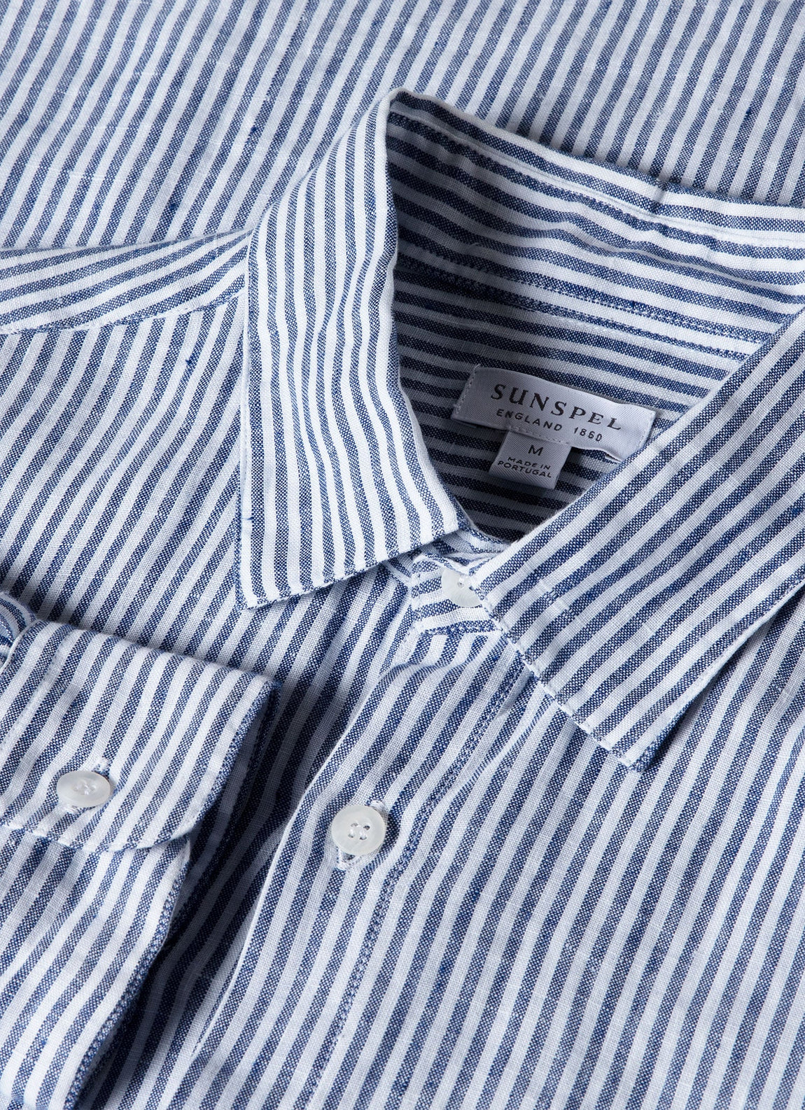 Men's Linen Shirt in Navy/White
